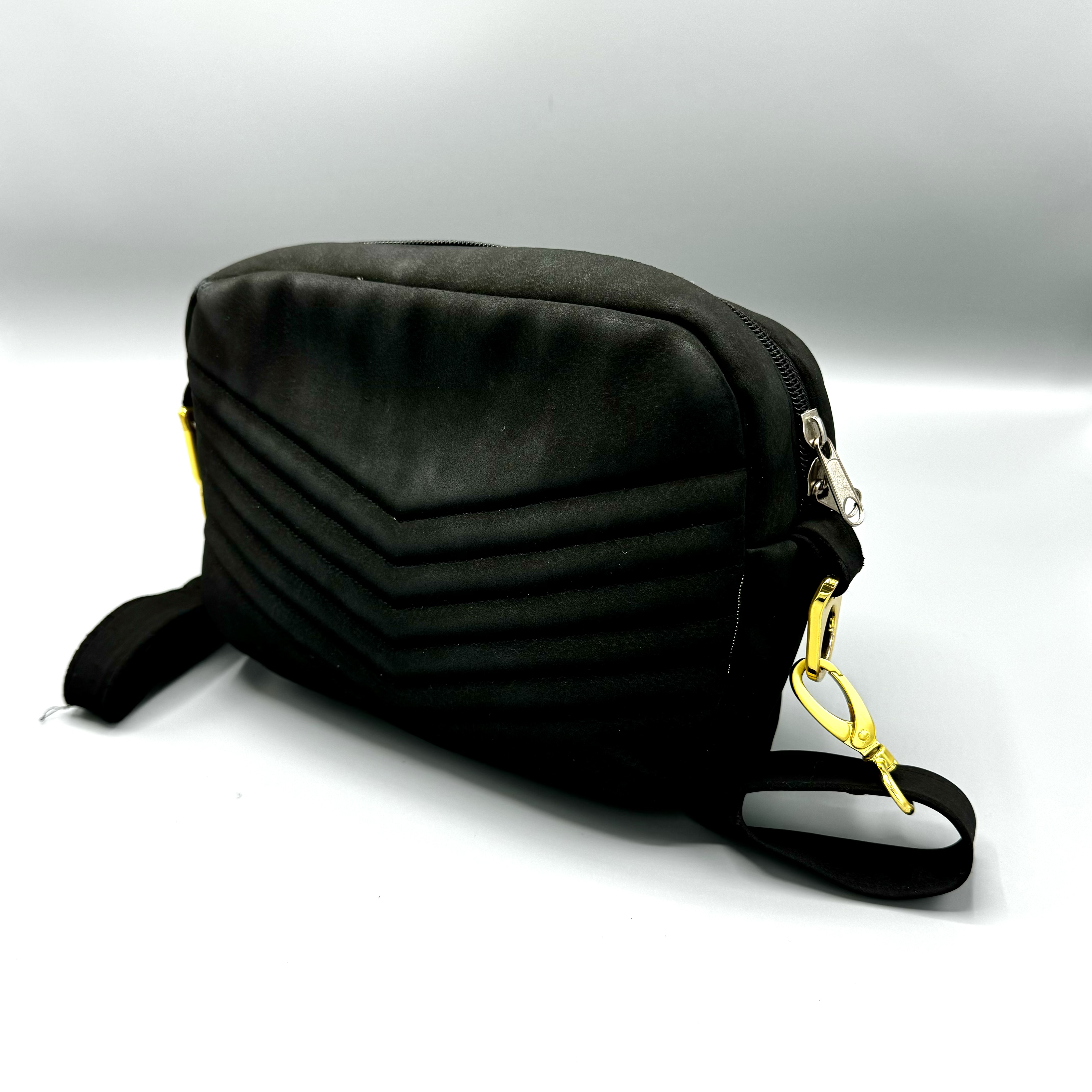 Black Pursey