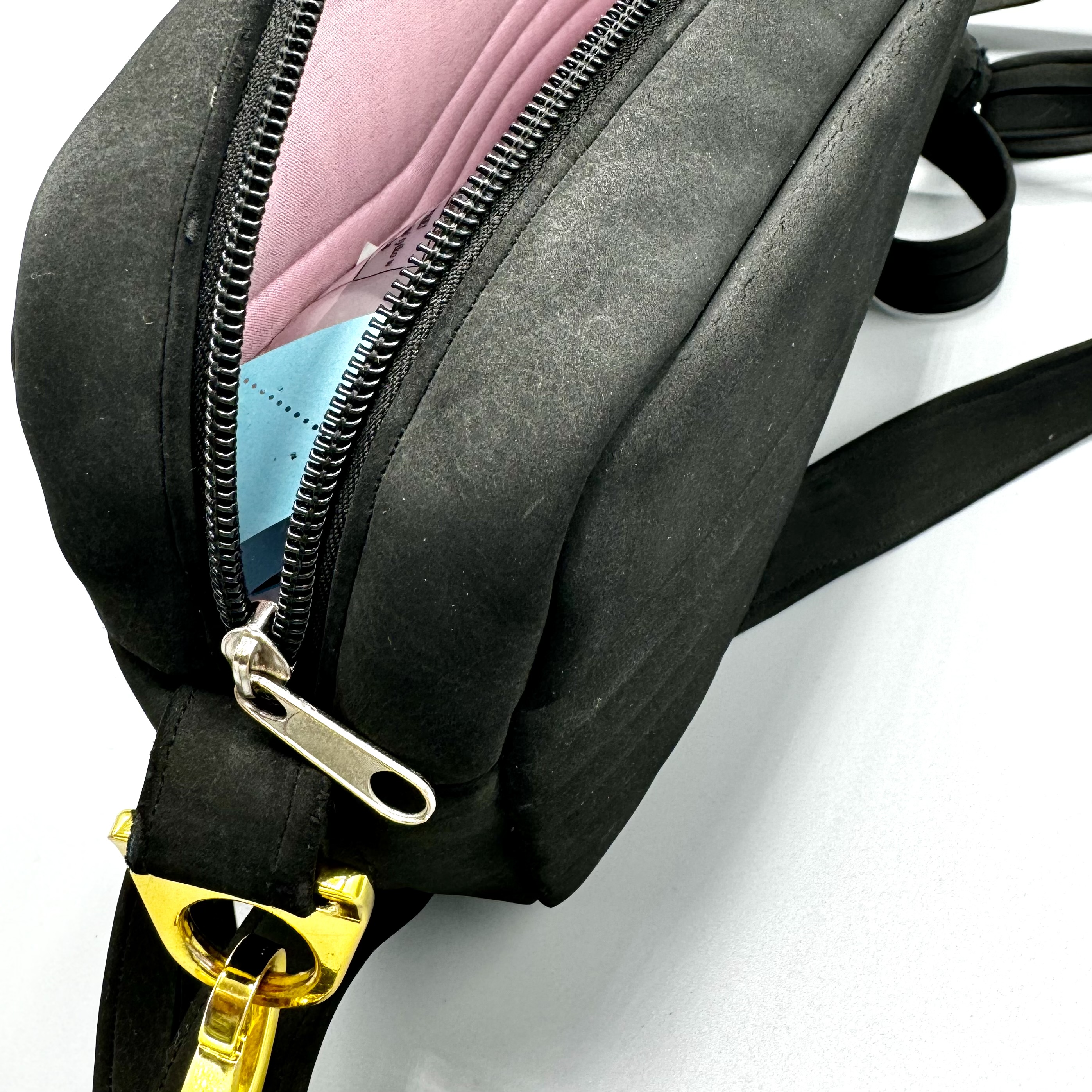 Black Pursey